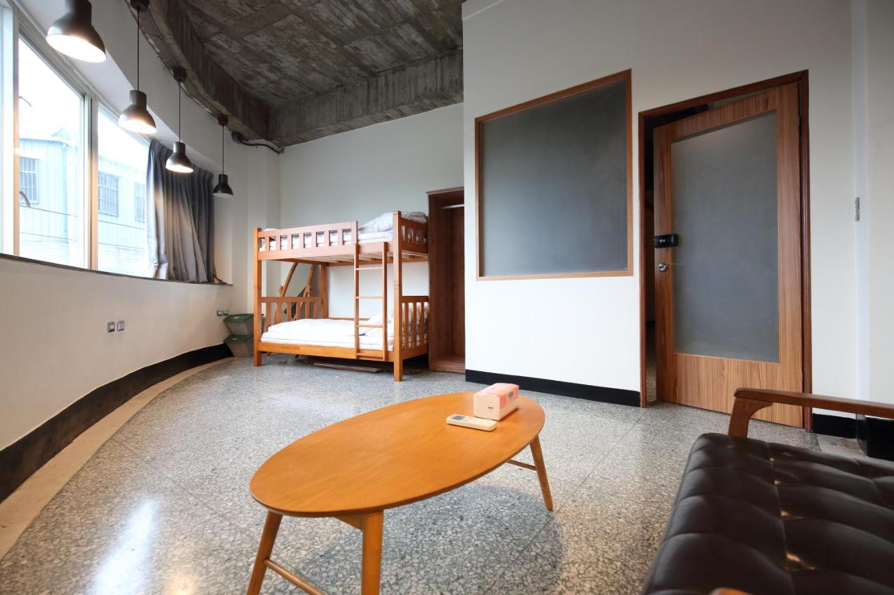 View Hostel Kota Hualien Bagian luar foto