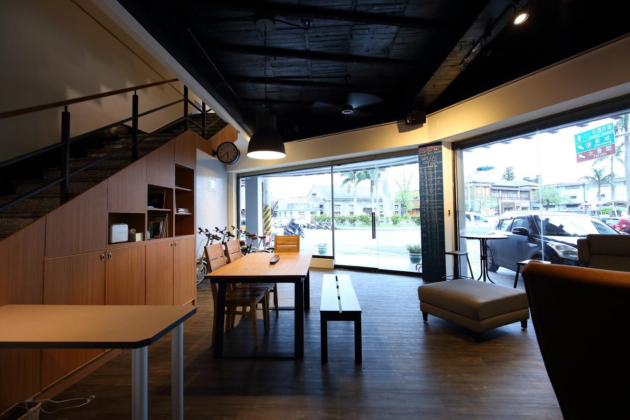 View Hostel Kota Hualien Bagian luar foto